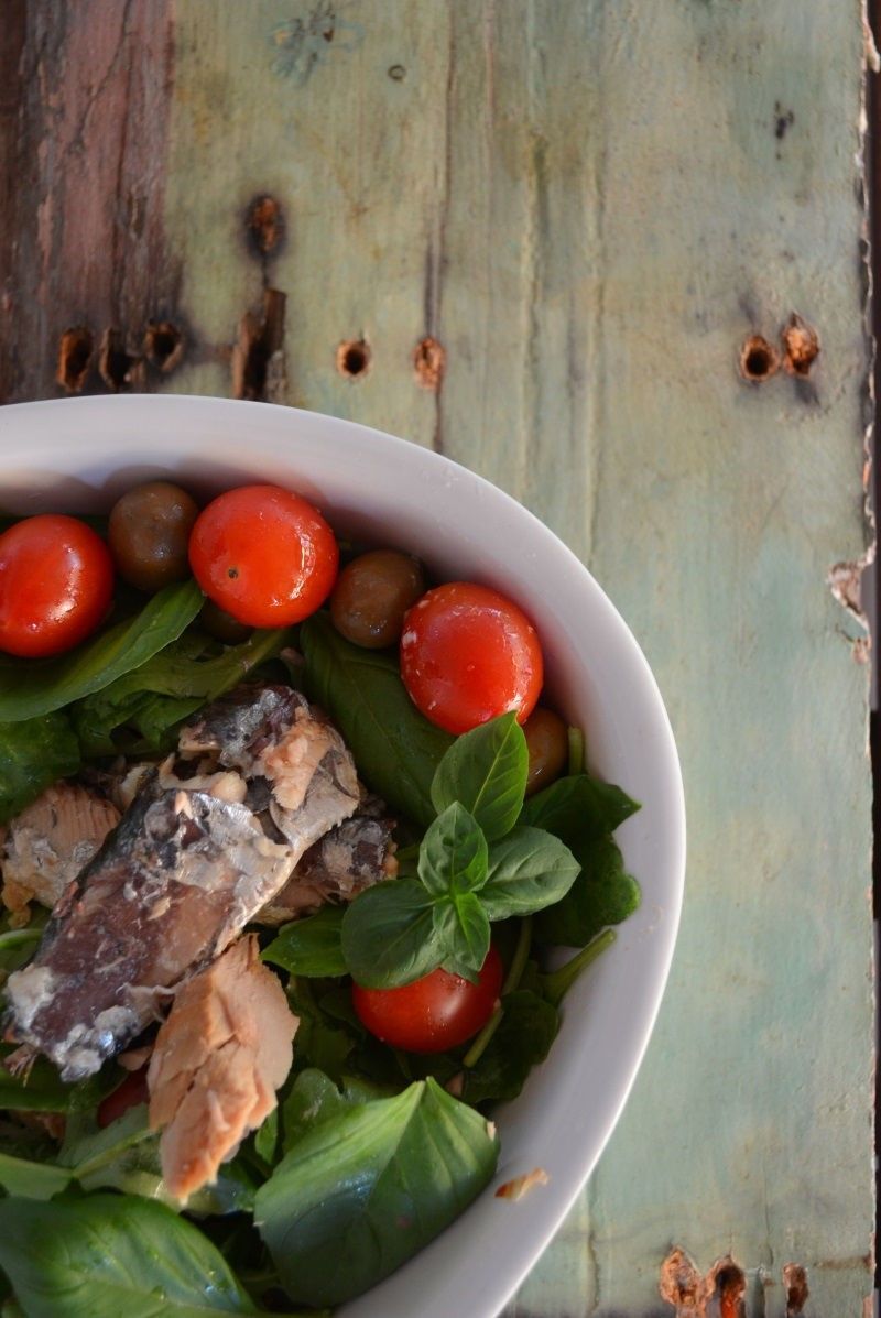 Smoked tuna and sardines salad food blog