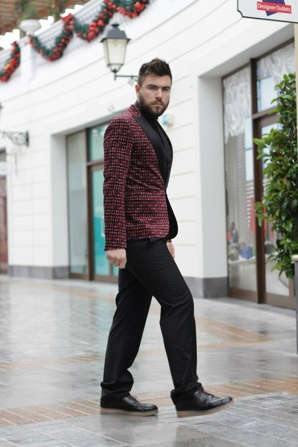Γαβριήλ Νικολαιδης cool artisan street style man fashion blogger reveillon styling dsquared2 hugo boss gianfranco ferre black tie