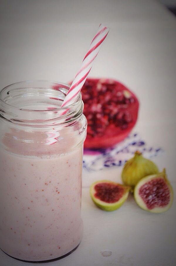 fig, pomegranate, detox smoothie, pinterest, recipe, food styling, food blog ,easy, healthy, diet