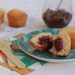 Jam-filled Muffins Recipe, oats, strawberry jam, simple and fast, συνταγή, μάφινς, γεμιστά, μαρμελάδα, φράουλα, βρώμη, αλεύρι, Γαβριήλ Νικολαΐδης, cool artisan 1
