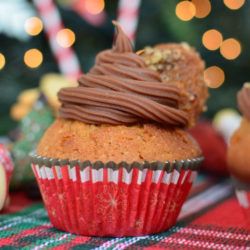 christmas, dessert, recipe, cupcakes, frosting chocolate, simple, cinnamon, orange, συνταγή, cupcake, μελομακάρονο,σοκολάτα, πορτοκάλι, κανέλα, χριστουγεννιάτικη, συνταγή, Γαβριήλ Νικολαΐδης, cool artisan