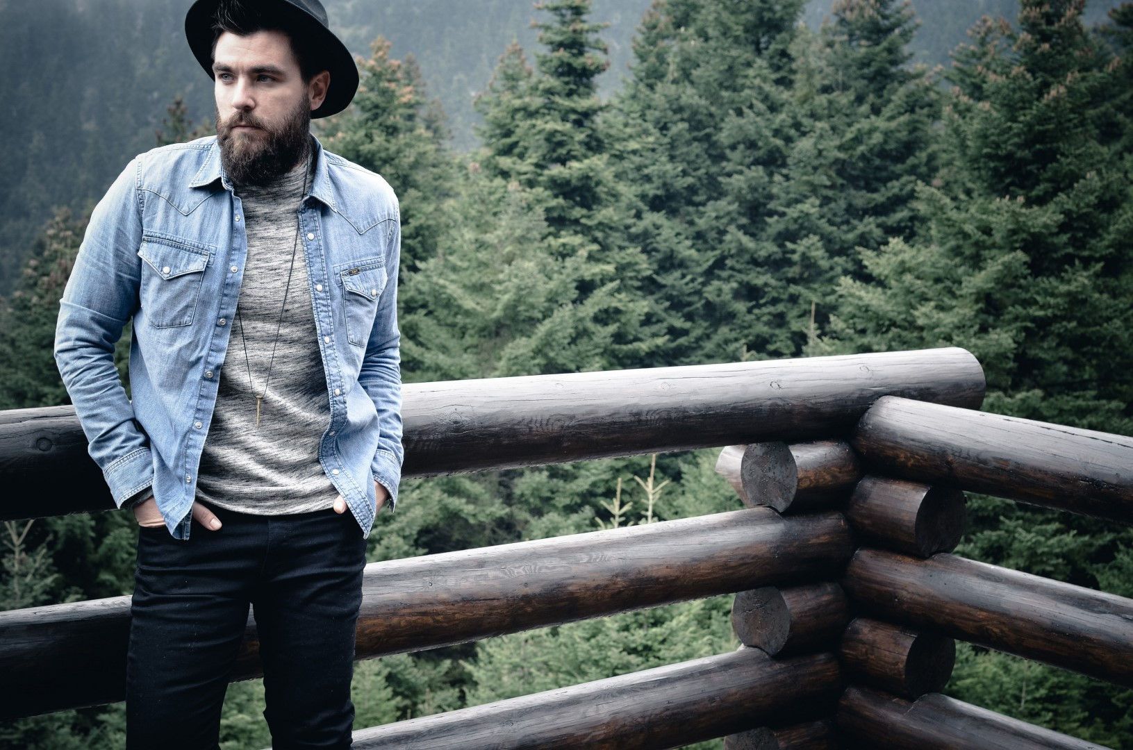 man fashion blogger, street style, trends 2015, fashion blog, mens look, alpine chic, mountain, chalet, outfit, look, gq, american vintage, lee, wrangler, cool artisan, Γαβριήλ Νικολαιδης , style, awards, blog 2016, best