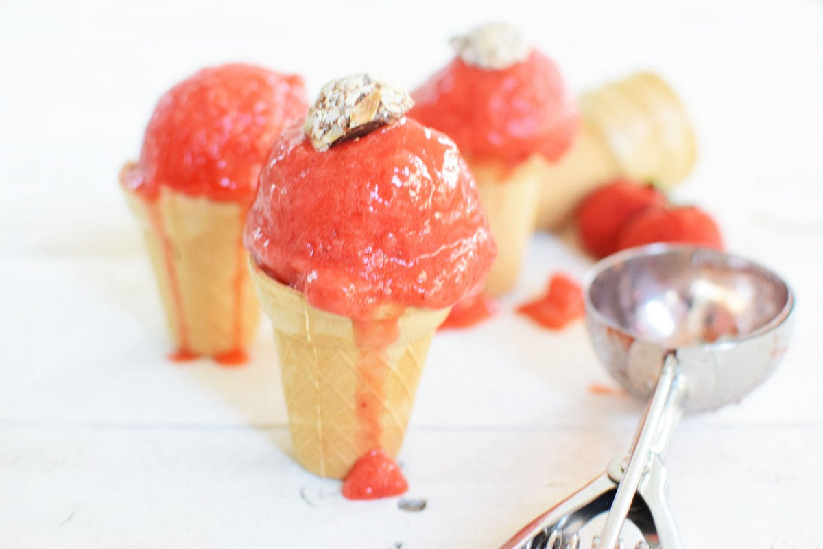 ice cream, strawberry, recipe, homamade, summer