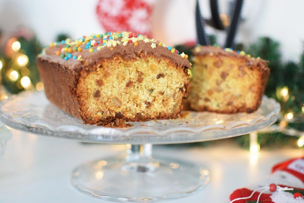 dry-fruit-christmas-cake-recipe-chocolate-frosting-almond-flour-bake-love-share-recipe-food-styling-seasonal-baking-easy-simple-cool-artisan-gabriel-nikolaidis-2