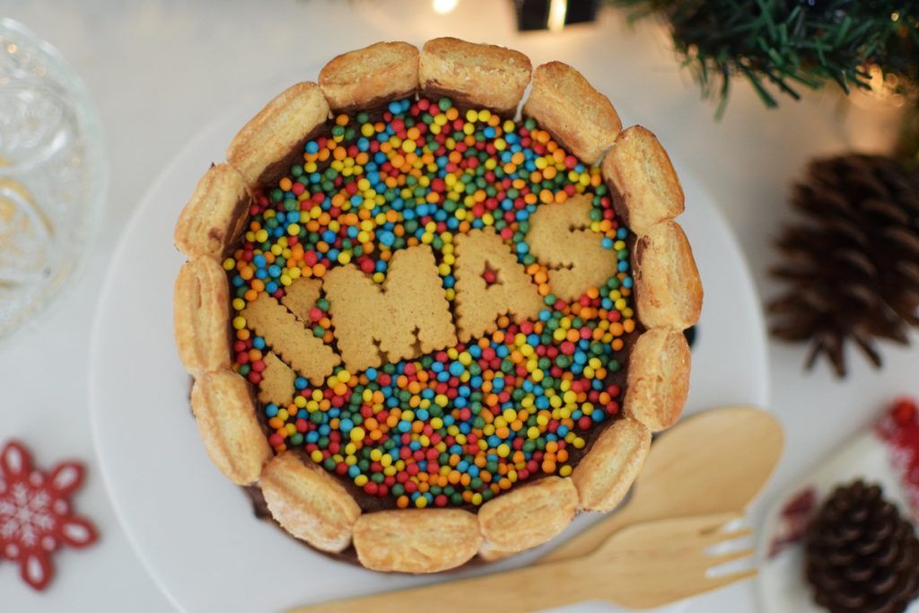 Chocolate-Mousse-Cake-Recipe-food-blog-food-blogger-styling-dessert-christmas-saveur-mag-cool-artisan-gabriel-nikolaidis-double-cream-ladyfingers-3